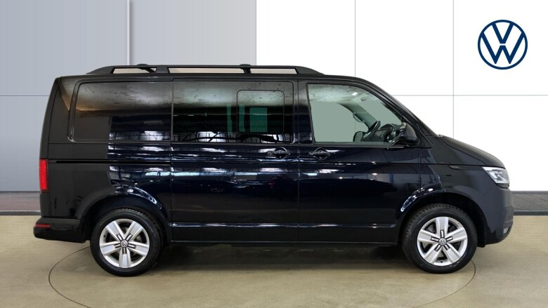 Volkswagen Transporter T32 Swb Diesel 2.0 BiTDI 204 Highline Kombi Van DSG